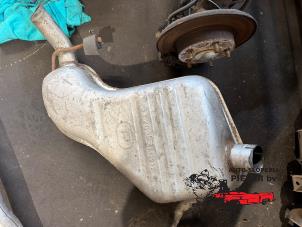 Gebruikte Uitlaat Einddemper Volvo S60 I (RS/HV) 2.4 20V 140 Prijs op aanvraag aangeboden door Autosloperij Pieper BV