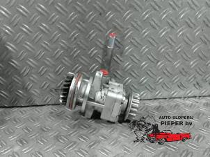 Gebruikte Servopomp Volkswagen Multivan T5 (7E/7HC/7HF/7HM) 2.5 TDi Prijs € 63,00 Margeregeling aangeboden door Autosloperij Pieper BV