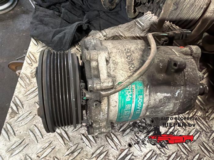Gebruikte Aircopomp Volkswagen Polo III (6N2) 1.4 16V 75 Prijs € 52,50 Margeregeling aangeboden door Autosloperij Pieper BV