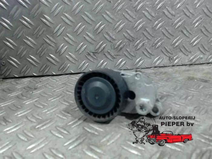 Gebruikte Spanner multiriem Volkswagen Up! (121) 1.0 12V 60 Prijs € 21,00 Margeregeling aangeboden door Autosloperij Pieper BV