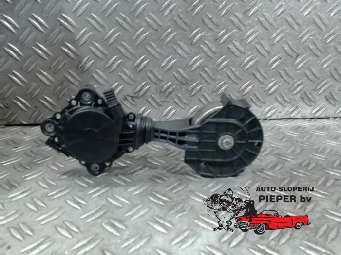 Gebruikte Spanner multiriem Peugeot 3008 I (0U/HU) 1.6 16V THP 155 Prijs € 26,25 Margeregeling aangeboden door Autosloperij Pieper BV