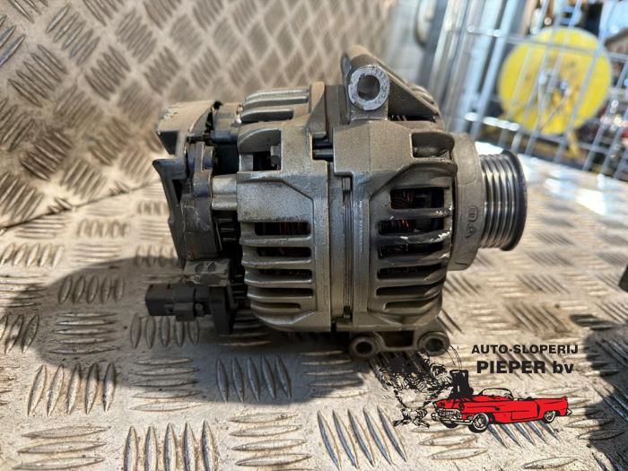 Gebruikte Dynamo Renault Scénic I (JA) 1.6 16V Prijs € 36,75 Margeregeling aangeboden door Autosloperij Pieper BV