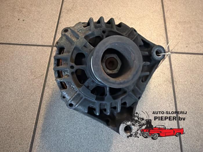 Gebruikte Dynamo BMW 3 serie Touring (E46/3) 320i 24V Prijs € 105,00 Margeregeling aangeboden door Autosloperij Pieper BV