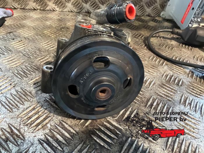 Gebruikte Servopomp Ford Mondeo IV 2.3 16V Prijs € 42,00 Margeregeling aangeboden door Autosloperij Pieper BV
