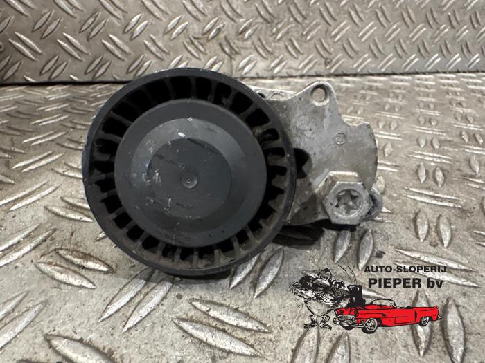 Gebruikte Spanner multiriem Volkswagen Up! (121) 1.0 12V 75 Prijs € 21,00 Margeregeling aangeboden door Autosloperij Pieper BV