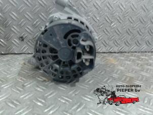 Alternator van een Fiat Grande Punto (199) 1.2 2006