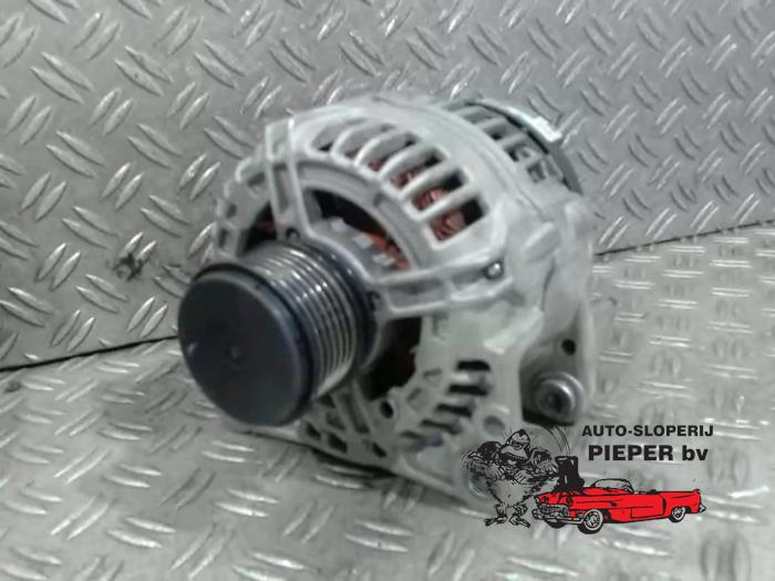 Gebruikte Dynamo Volkswagen Golf IV Variant (1J5) 2.0 Prijs € 52,50 Margeregeling aangeboden door Autosloperij Pieper BV