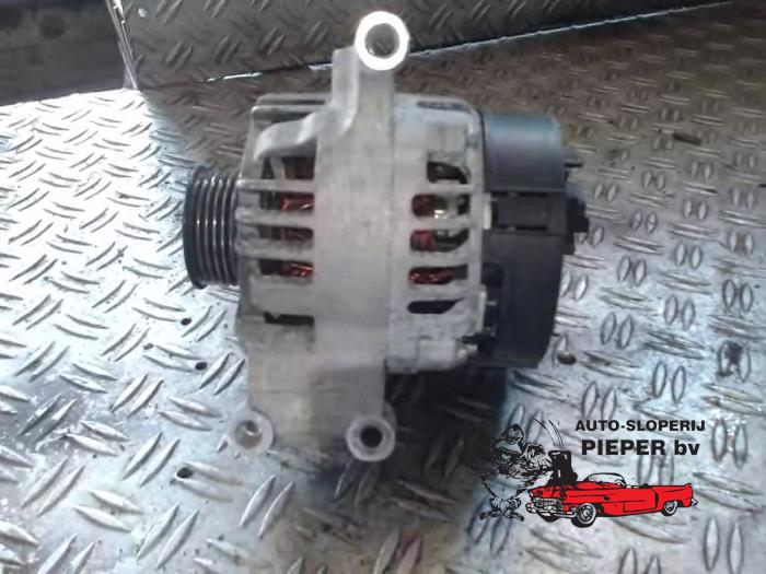 Gebruikte Dynamo Fiat Grande Punto (199) 1.4 Prijs € 47,25 Margeregeling aangeboden door Autosloperij Pieper BV