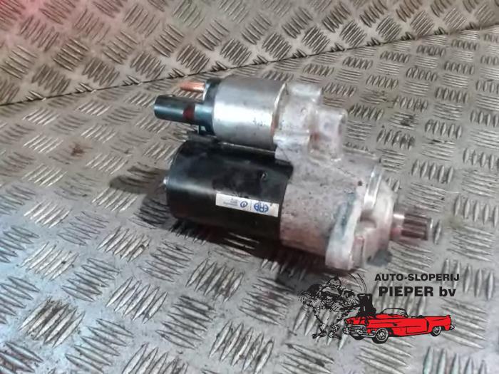 Gebruikte Startmotor Volkswagen Golf V (1K1) 2.0 TFSI GTI 16V Prijs € 36,75 Margeregeling aangeboden door Autosloperij Pieper BV