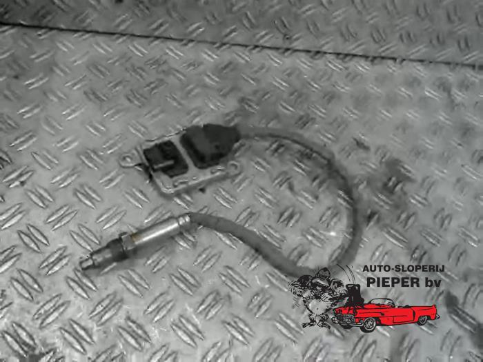 Gebruikte Nox sensor Mercedes Sprinter 5t (907.6) 514 CDI 2.1 D RWD Prijs € 105,00 Margeregeling aangeboden door Autosloperij Pieper BV