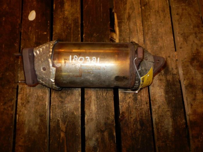 Gebruikte Katalysator Jaguar X-type 2.0 D 16V Prijs op aanvraag aangeboden door Zelissen V.O.F. autodemontage