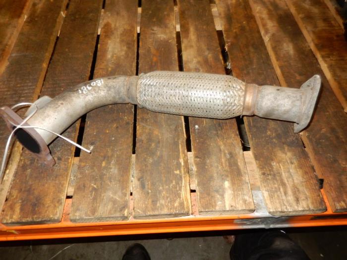 Gebruikte Voorpijp Uitlaat Jaguar X-type 2.0 D 16V Prijs op aanvraag aangeboden door Zelissen V.O.F. autodemontage