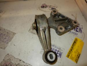 Gebruikte Motorsteun Renault Megane III Coupe (DZ) 1.4 16V TCe 130 Prijs op aanvraag aangeboden door Zelissen V.O.F. autodemontage