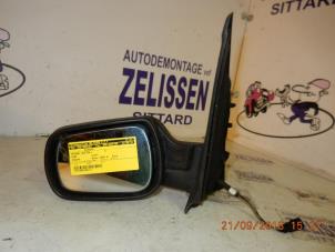Gebruikte Spiegel Buiten links Ford Fusion 1.4 16V Prijs € 31,50 Margeregeling aangeboden door Zelissen V.O.F. autodemontage