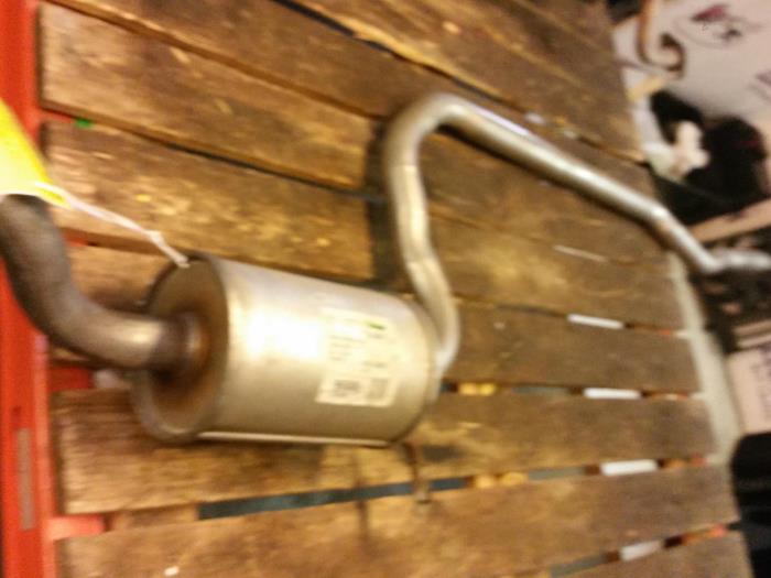 Gebruikte Uitlaat Middendemper Ford Fiesta 3 1.1 i,Classic (U9) Prijs op aanvraag aangeboden door Zelissen V.O.F. autodemontage