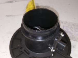 Gebruikte Luchtmassameter Audi A6 (C7) 3.0 TDI V6 24V Quattro Prijs op aanvraag aangeboden door Zelissen V.O.F. autodemontage