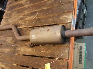 Gebruikte Uitlaat Middendemper Opel Vectra C Caravan 3.0 CDTI V6 24V Prijs op aanvraag aangeboden door Zelissen V.O.F. autodemontage