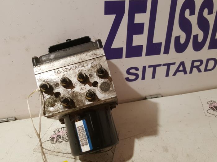 Gebruikte ABS Pomp Volkswagen Passat Variant (3C5) 2.0 TDI 16V 170 Prijs op aanvraag aangeboden door Zelissen V.O.F. autodemontage