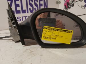 Gebruikte Spiegel Buiten rechts Seat Ibiza III (6L1) 1.4 16V 75 Prijs € 26,25 Margeregeling aangeboden door Zelissen V.O.F. autodemontage