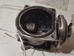 Gebruikte EGR Klep Volkswagen Touareg (7LA/7L6) 5.0 TDI V10 Prijs € 78,75 Margeregeling aangeboden door Zelissen V.O.F. autodemontage