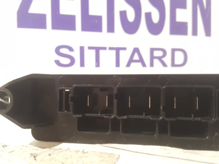 Kachel Verwarmingselement van een Opel Corsa D 1.3 CDTi 16V ecoFLEX 2013