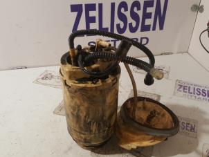 Gebruikte Benzinepomp Volkswagen Touareg (7LA/7L6) 5.0 TDI V10 Prijs op aanvraag aangeboden door Zelissen V.O.F. autodemontage