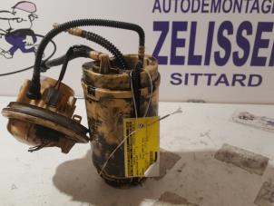 Gebruikte Benzinepomp Volkswagen Touareg (7LA/7L6) 5.0 TDI V10 Prijs op aanvraag aangeboden door Zelissen V.O.F. autodemontage