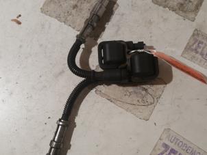 Gebruikte Bobine Mercedes CLK (C208) 3.2 320 V6 18V Prijs op aanvraag aangeboden door Zelissen V.O.F. autodemontage