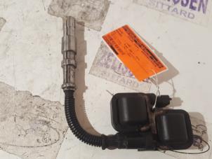 Gebruikte Bobine Mercedes CLK (C208) 3.2 320 V6 18V Prijs op aanvraag aangeboden door Zelissen V.O.F. autodemontage