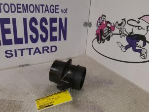 Gebruikte Luchtmassameter Volkswagen Golf VI (5K1) 2.0 TDI 16V Prijs op aanvraag aangeboden door Zelissen V.O.F. autodemontage