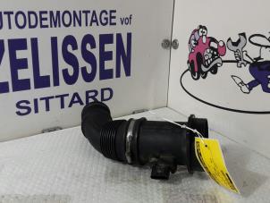 Gebruikte Luchtmassameter Audi A4 Avant (B7) 3.0 TDI V6 24V Prijs op aanvraag aangeboden door Zelissen V.O.F. autodemontage