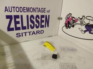 Gebruikte ESP Schakelaar Audi A4 Avant (B7) 3.0 TDI V6 24V Prijs op aanvraag aangeboden door Zelissen V.O.F. autodemontage