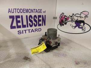 Gebruikte ABS Pomp Audi A4 Avant (B7) 3.0 TDI V6 24V Prijs op aanvraag aangeboden door Zelissen V.O.F. autodemontage