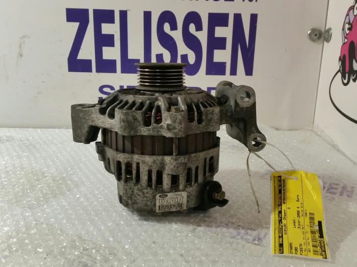 Gebruikte Dynamo Ford Fiesta 4 1.25 16V Prijs € 21,00 Margeregeling aangeboden door Zelissen V.O.F. autodemontage