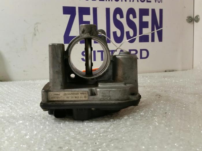 Gebruikte Gasklephuis Mercedes CLK Prijs € 105,00 Margeregeling aangeboden door Zelissen V.O.F. autodemontage