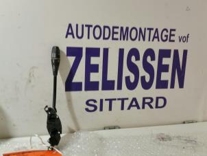 Gebruikte Tempomaat Bediening Mercedes Sprinter 3t (906.61) 211 CDI 16V Prijs € 78,75 Margeregeling aangeboden door Zelissen V.O.F. autodemontage