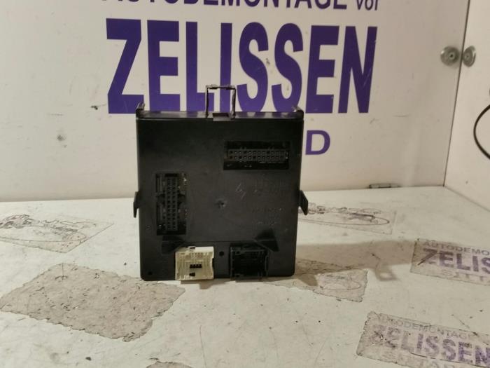 Gebruikte Computer Body Control Renault Laguna II Grandtour (KG) 2.2 dCi 150 16V Prijs op aanvraag aangeboden door Zelissen V.O.F. autodemontage