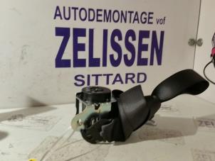 Gebruikte Veiligheidsgordel links-achter Opel Corsa D 1.2 16V Prijs op aanvraag aangeboden door Zelissen V.O.F. autodemontage