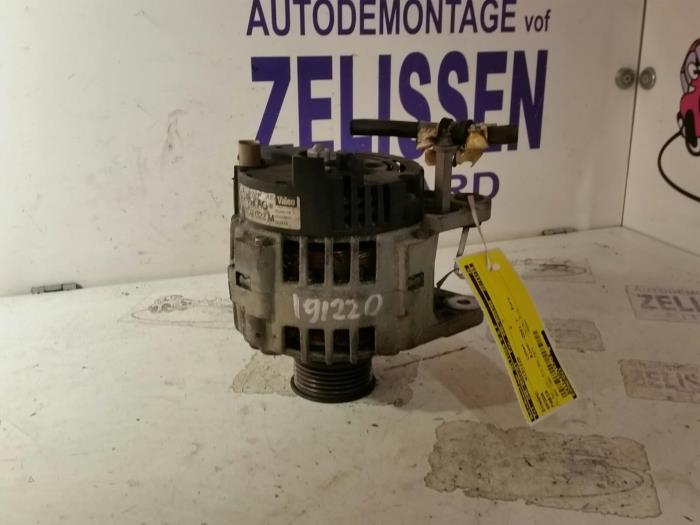 Gebruikte Dynamo Skoda Fabia (6Y5) 1.4i 16V Prijs € 26,25 Margeregeling aangeboden door Zelissen V.O.F. autodemontage