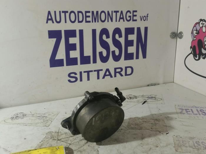 Gebruikte Vacuumpomp (Benzine) Lancia Ypsilon (840) 1.2 LE,LS Prijs op aanvraag aangeboden door Zelissen V.O.F. autodemontage