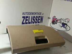 Gebruikte Handschoenenkastje BMW X5 (E53) 3.0d 24V Prijs op aanvraag aangeboden door Zelissen V.O.F. autodemontage