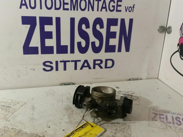 Gebruikte Gasklephuis Ford Fiesta 4 1.25 16V Prijs op aanvraag aangeboden door Zelissen V.O.F. autodemontage