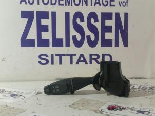 Gebruikte Ruitenwis Schakelaar Ford Mondeo III 2.0 16V Prijs op aanvraag aangeboden door Zelissen V.O.F. autodemontage