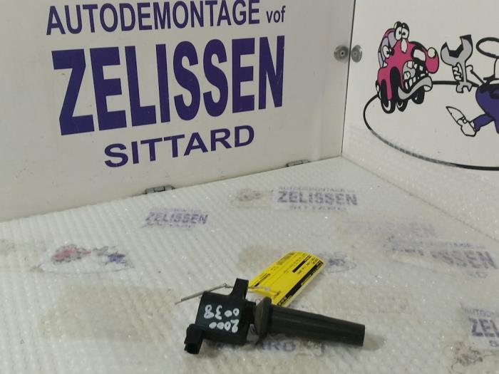 Gebruikte Bobine Ford Focus C-Max 2.0 16V Prijs € 26,25 Margeregeling aangeboden door Zelissen V.O.F. autodemontage