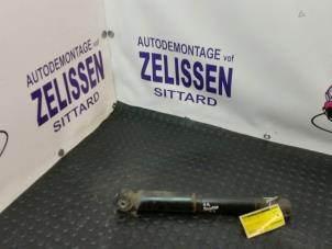 Gebruikte Veerpoot rechts-achter Opel Zafira (F75) 2.2 16V Prijs € 26,25 Margeregeling aangeboden door Zelissen V.O.F. autodemontage