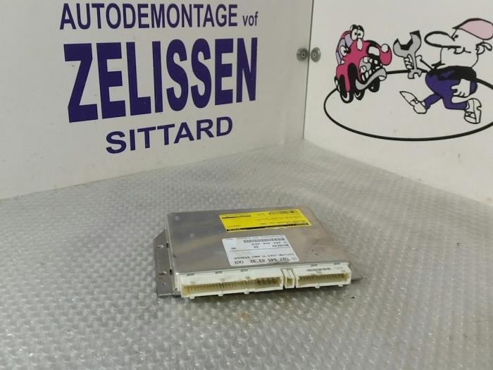 Gebruikte Computer esp Mercedes S (W220) 3.2 S-320 18V Prijs € 105,00 Margeregeling aangeboden door Zelissen V.O.F. autodemontage