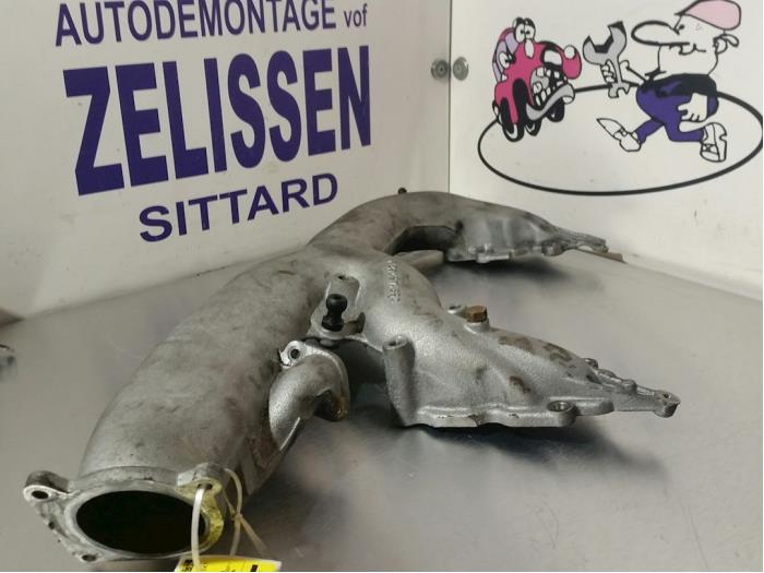 Gebruikte Inlaatspruitstuk Audi A5 Quattro (B8C/S) Prijs € 105,00 Margeregeling aangeboden door Zelissen V.O.F. autodemontage