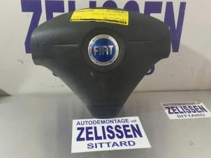 Gebruikte Airbag links (Stuur) Fiat Croma (194) 2.2 MPI 16V Prijs € 52,50 Margeregeling aangeboden door Zelissen V.O.F. autodemontage
