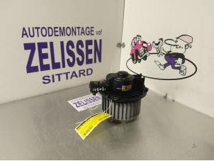 Gebruikte Kachel Ventilatiemotor Nissan Pixo (D31S) 1.0 12V Prijs € 52,50 Margeregeling aangeboden door Zelissen V.O.F. autodemontage