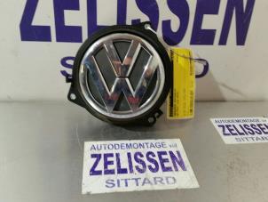 Gebruikte Handgreep Achterklep Volkswagen Polo V (6R) 1.4 16V Prijs € 73,50 Margeregeling aangeboden door Zelissen V.O.F. autodemontage